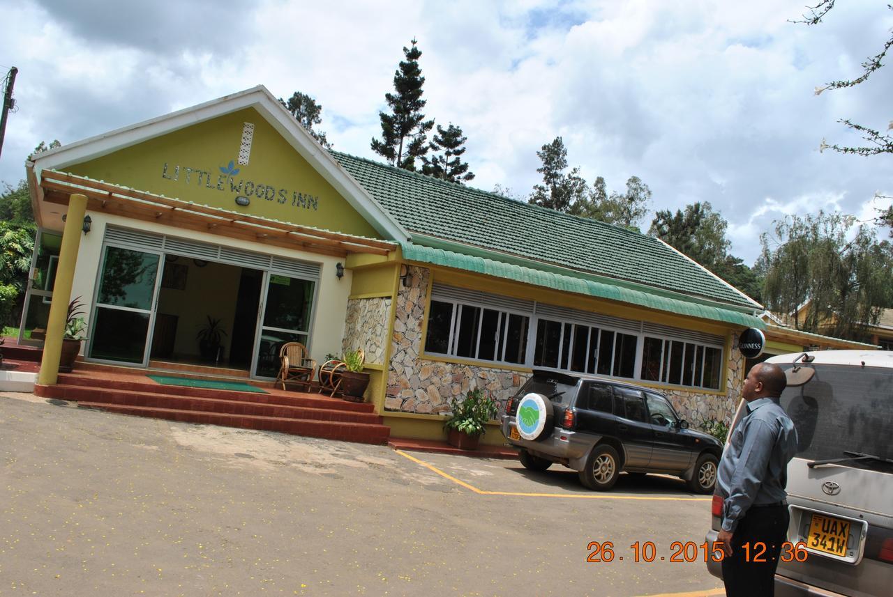 Little Woods Inn Mbarara Esterno foto